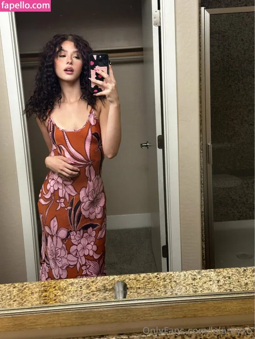 lolareyxo Onlyfans Photo Gallery 
