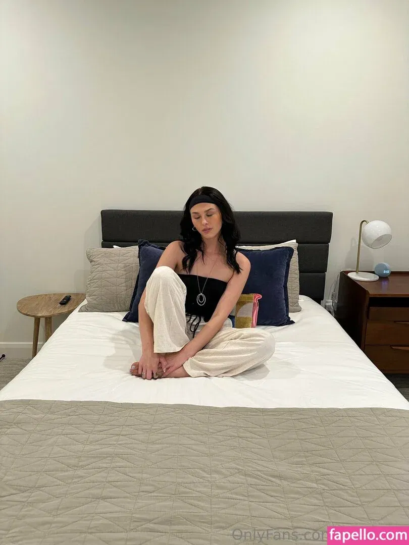 lolareyxo Onlyfans Photo Gallery 