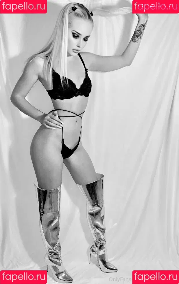 kendallmorr Onlyfans Photo Gallery 