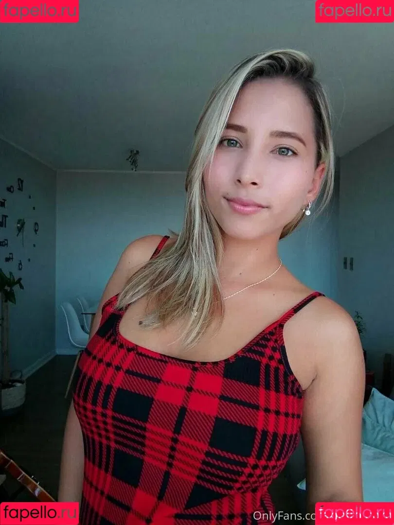 danielaoficial18 Onlyfans Photo Gallery 