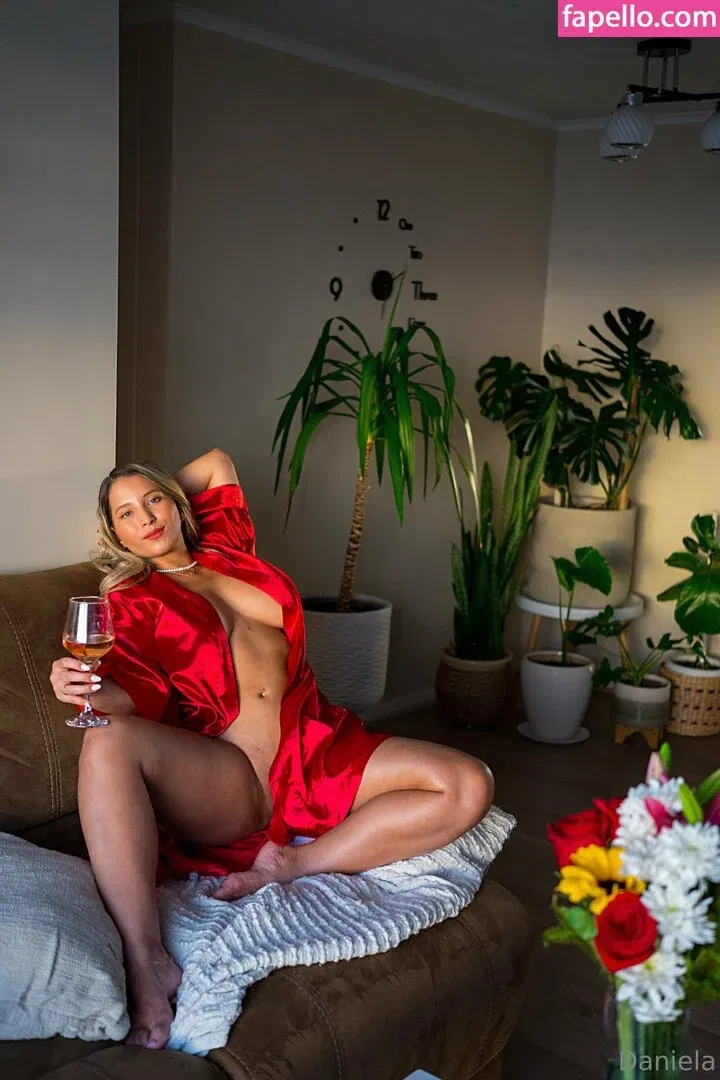 danielaoficial18 Onlyfans Photo Gallery 