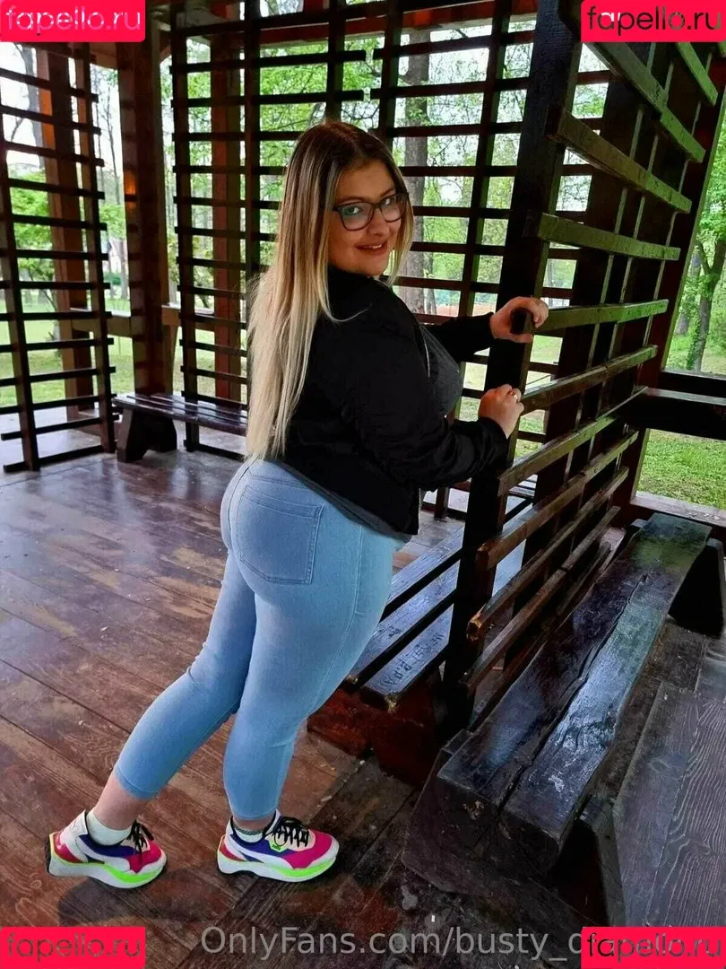 busty_diamond Onlyfans Photo Gallery 