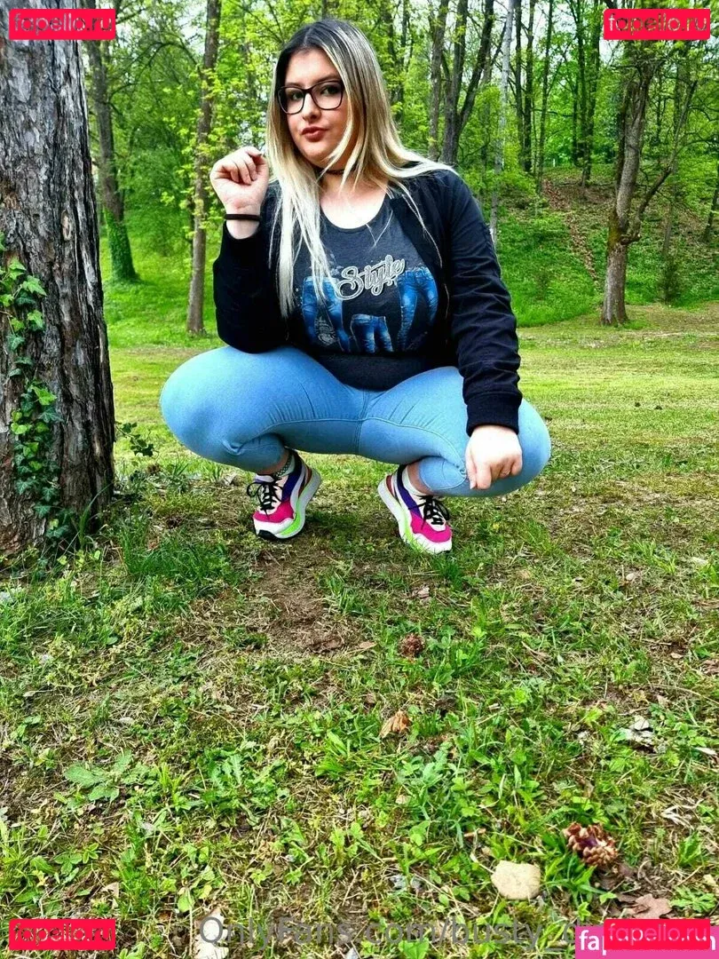 busty_diamond Onlyfans Photo Gallery 