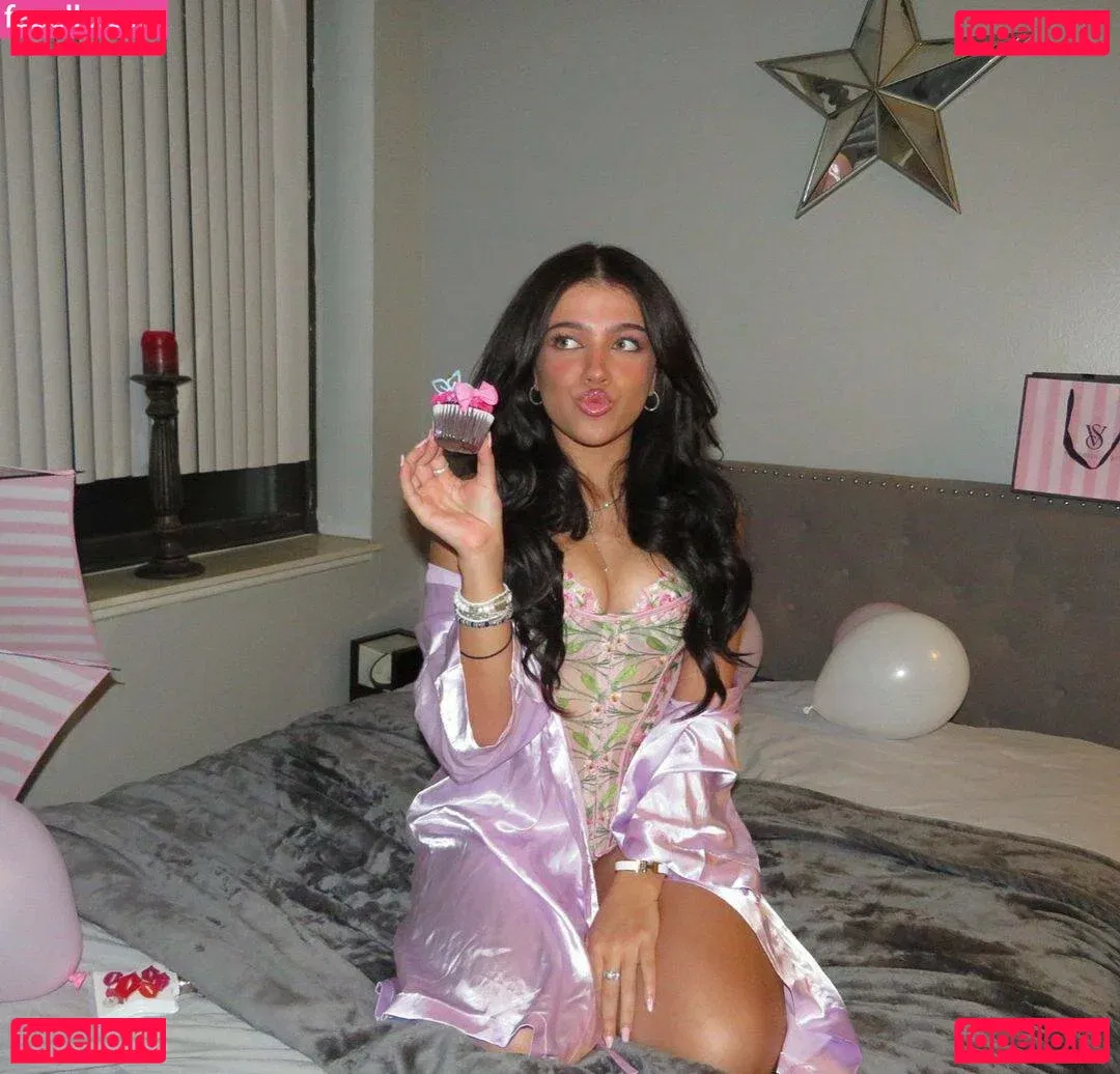 delylahthomas Onlyfans Photo Gallery 