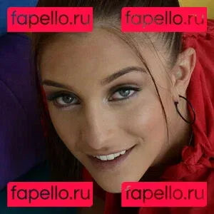 Mischa Brooks Onlyfans Photo Gallery 