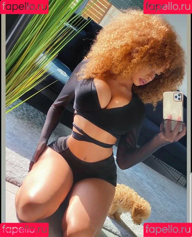 Dana Curly Onlyfans Photo Gallery 
