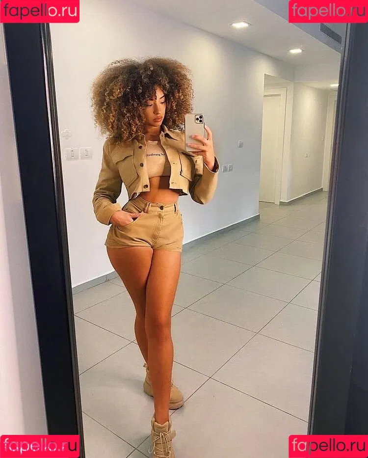 Dana Curly Onlyfans Photo Gallery 