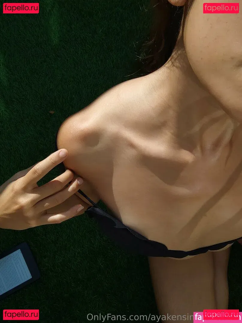 ayakensingtonsdiary Onlyfans Photo Gallery 