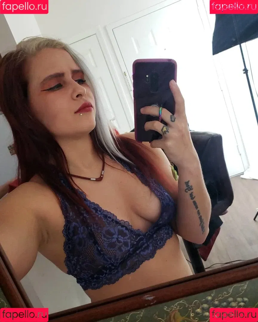 Masha Slamovich Onlyfans Photo Gallery 