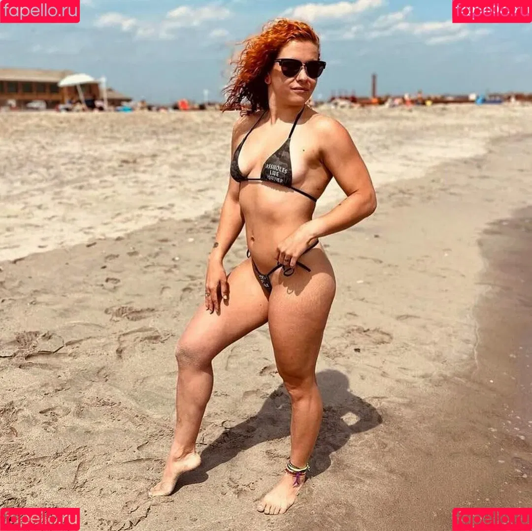 Masha Slamovich Onlyfans Photo Gallery 