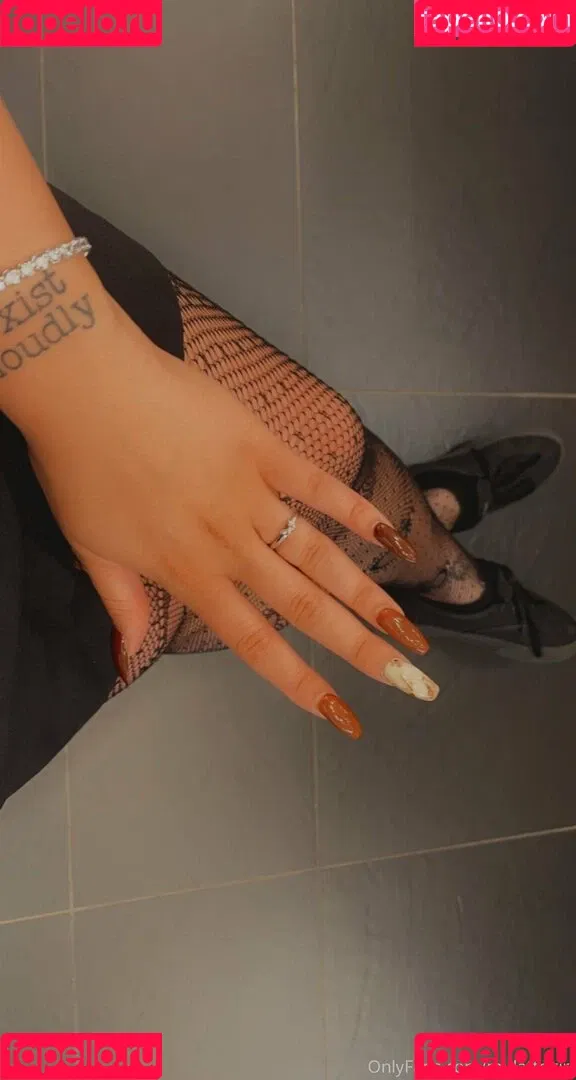 mulattogirl Onlyfans Photo Gallery 