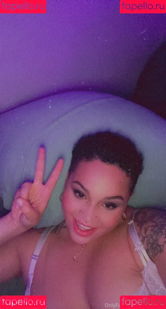 mulattogirl Onlyfans Photo Gallery 