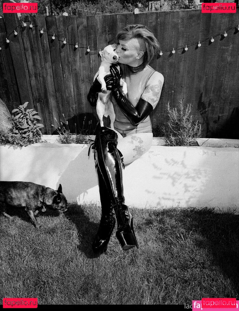 lady_valeskax Onlyfans Photo Gallery 