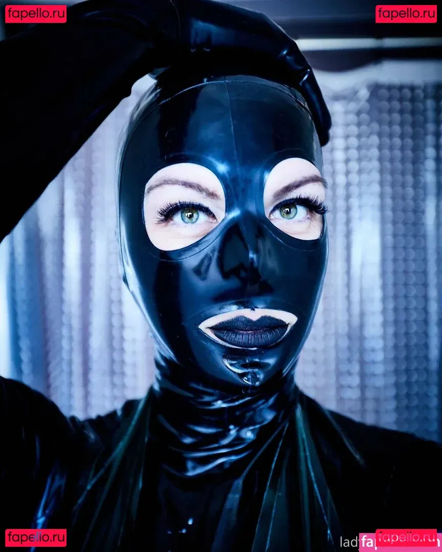 lady_valeskax Onlyfans Photo Gallery 