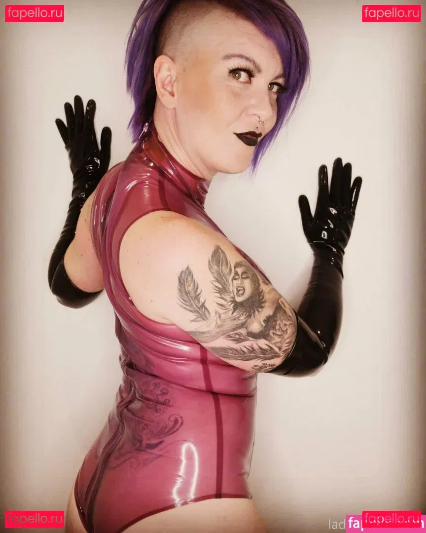 lady_valeskax Onlyfans Photo Gallery 