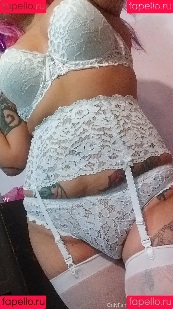 banajii Onlyfans Photo Gallery 