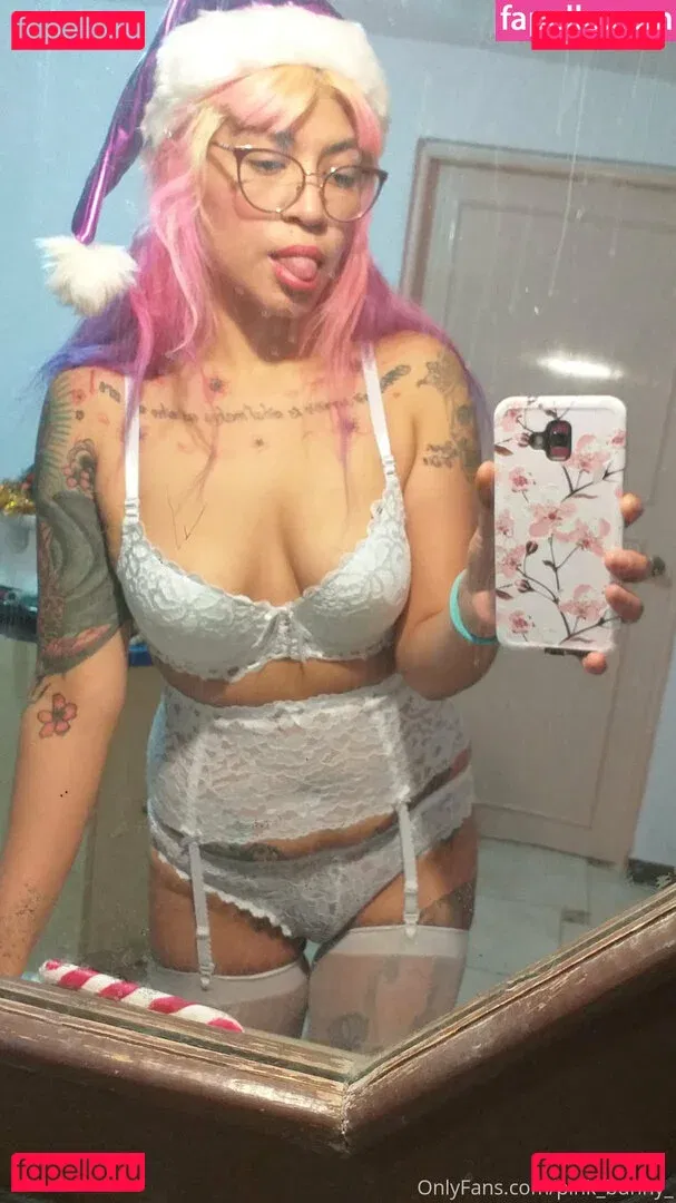 banajii Onlyfans Photo Gallery 