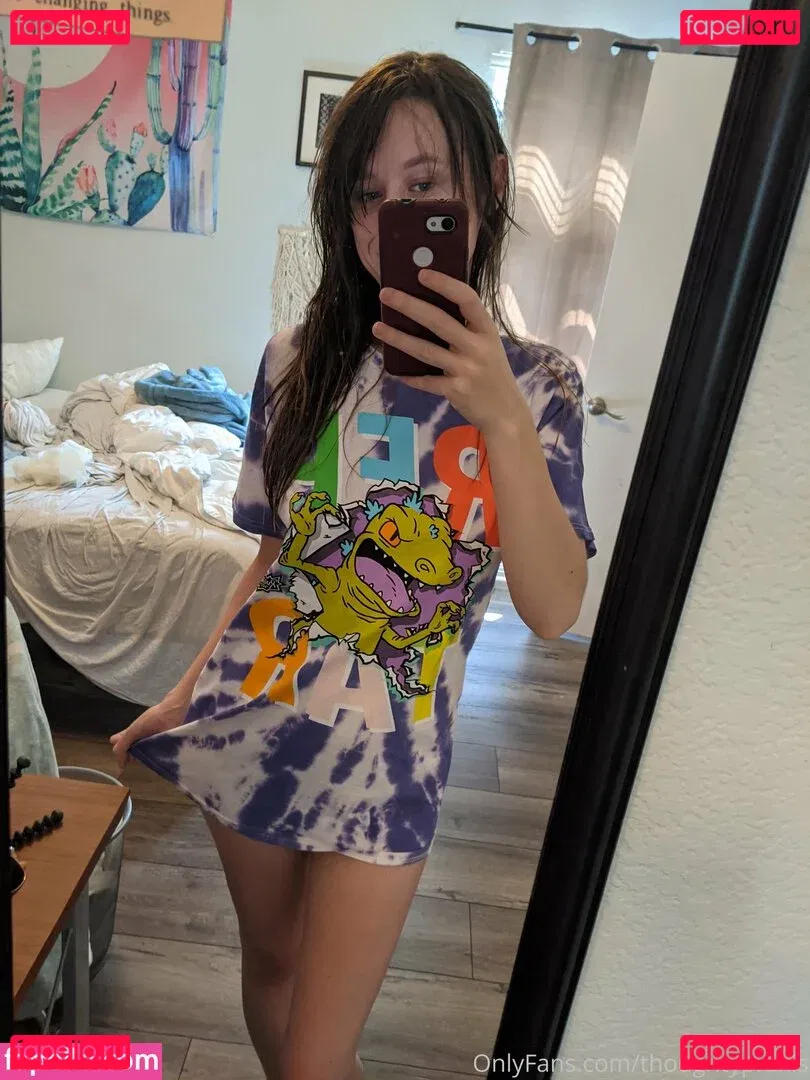 thoughtypraxis Onlyfans Photo Gallery 