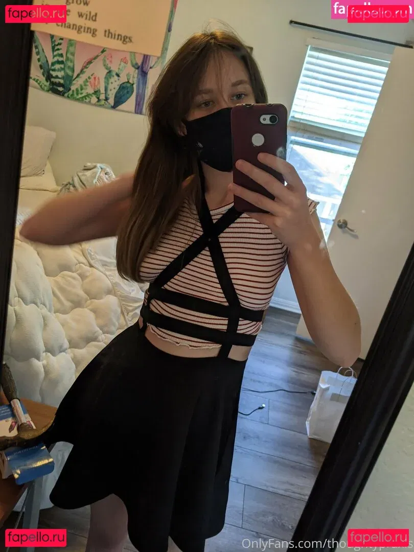 thoughtypraxis Onlyfans Photo Gallery 