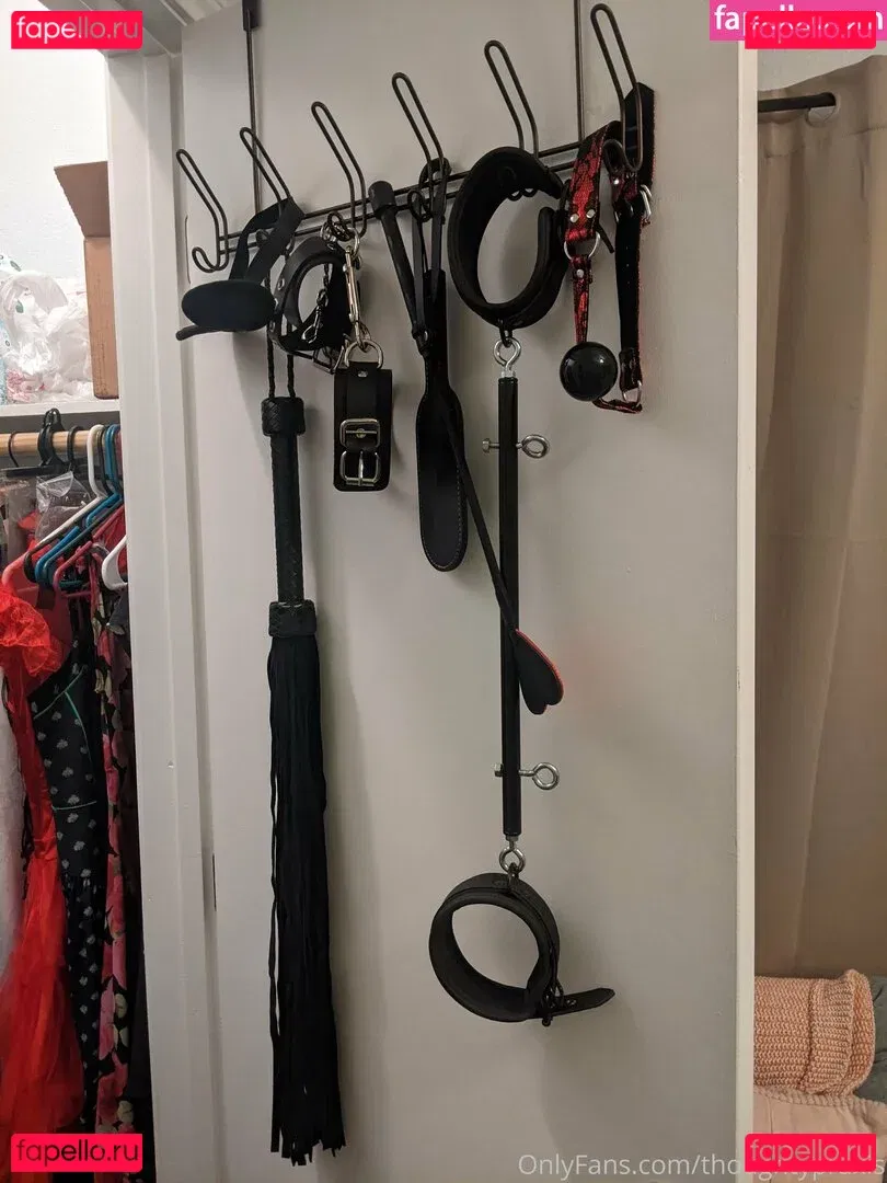 thoughtypraxis Onlyfans Photo Gallery 