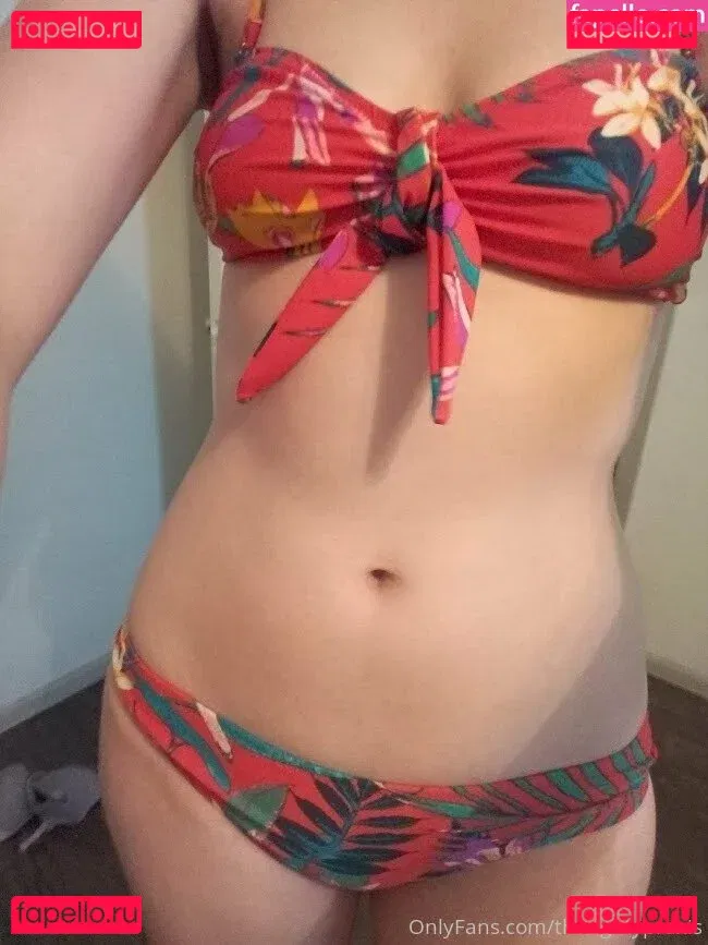 thoughtypraxis Onlyfans Photo Gallery 