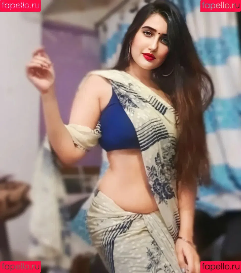 Aniza Hazel Onlyfans Photo Gallery 