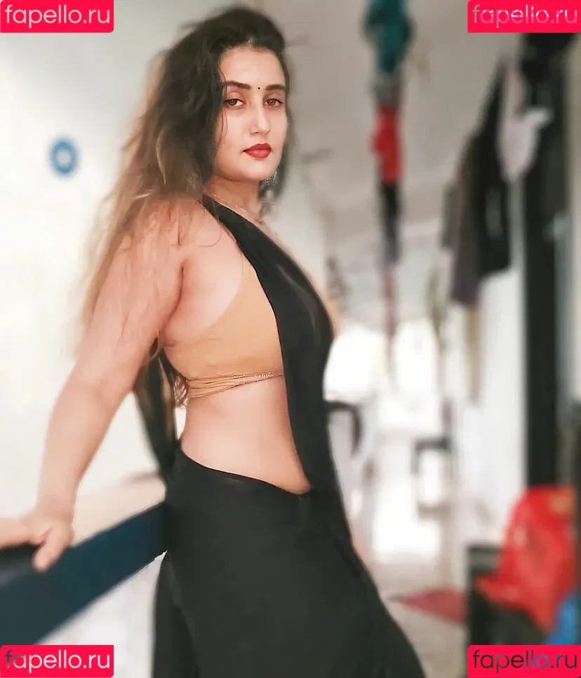 Aniza Hazel Onlyfans Photo Gallery 