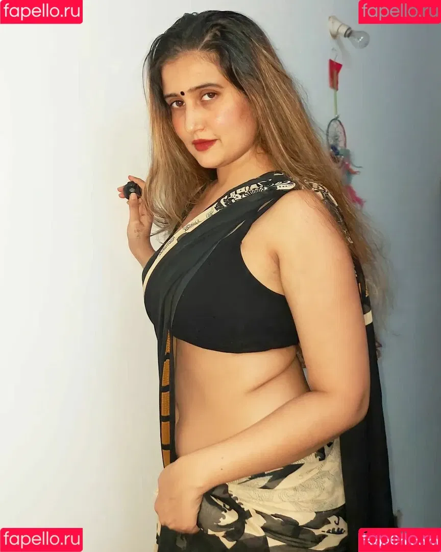Aniza Hazel Onlyfans Photo Gallery 