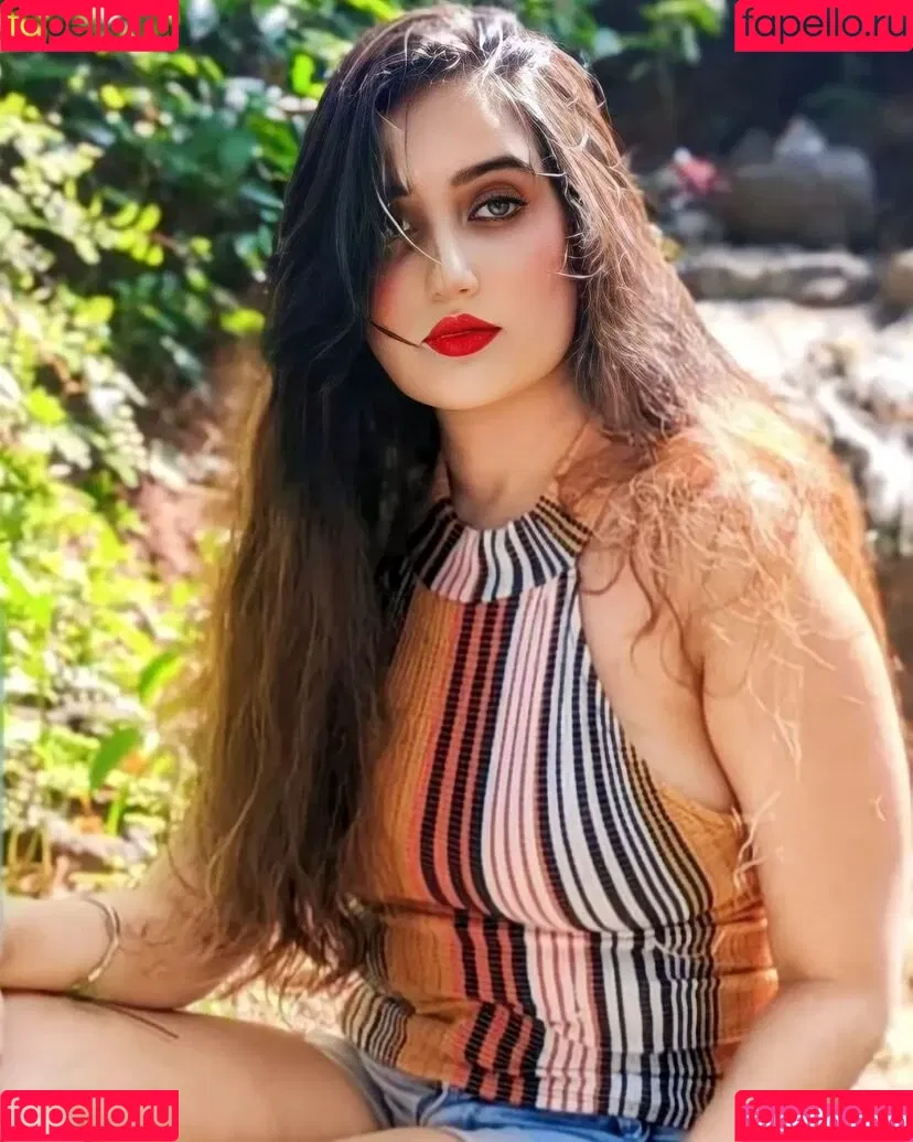Aniza Hazel Onlyfans Photo Gallery 