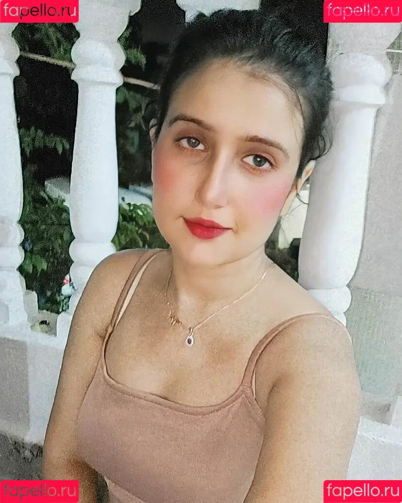 Aniza Hazel Onlyfans Photo Gallery 