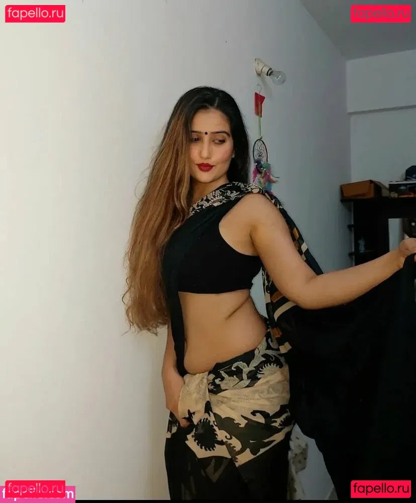 Aniza Hazel Onlyfans Photo Gallery 