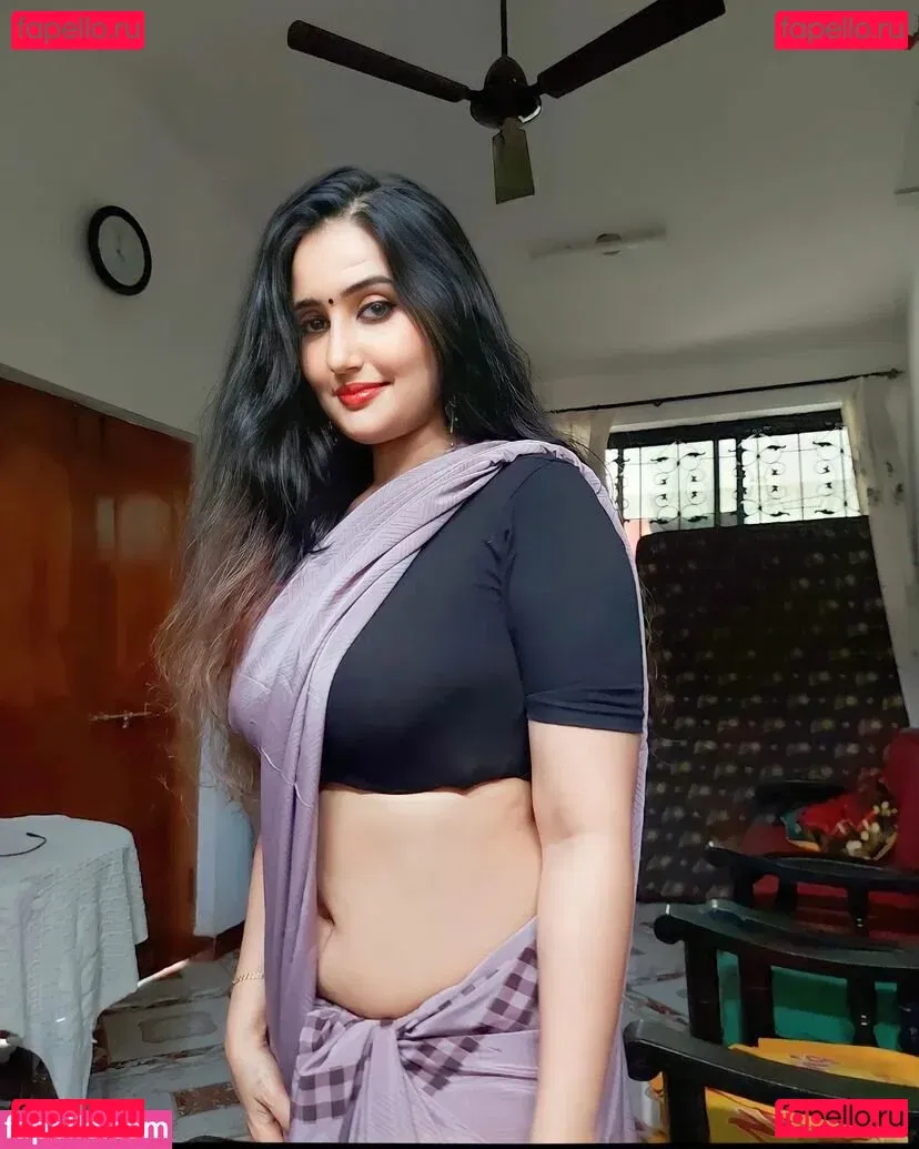 Aniza Hazel Onlyfans Photo Gallery 