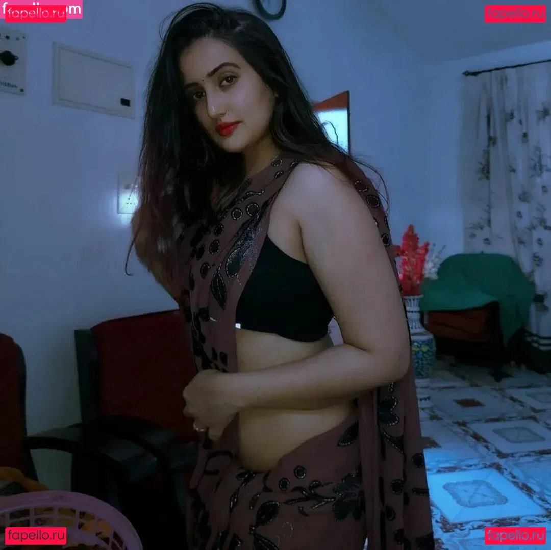 Aniza Hazel Onlyfans Photo Gallery 