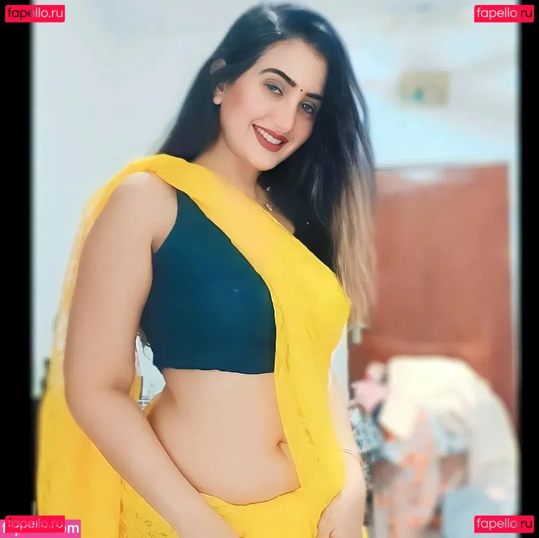 Aniza Hazel Onlyfans Photo Gallery 