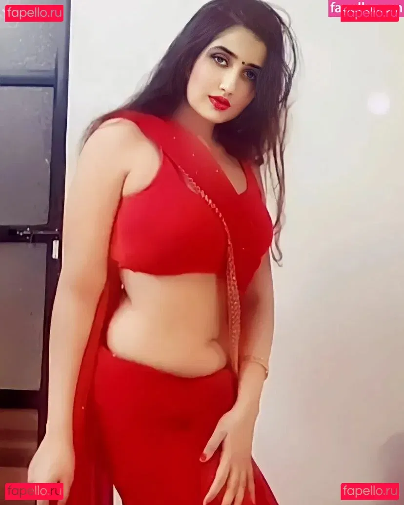 Aniza Hazel Onlyfans Photo Gallery 