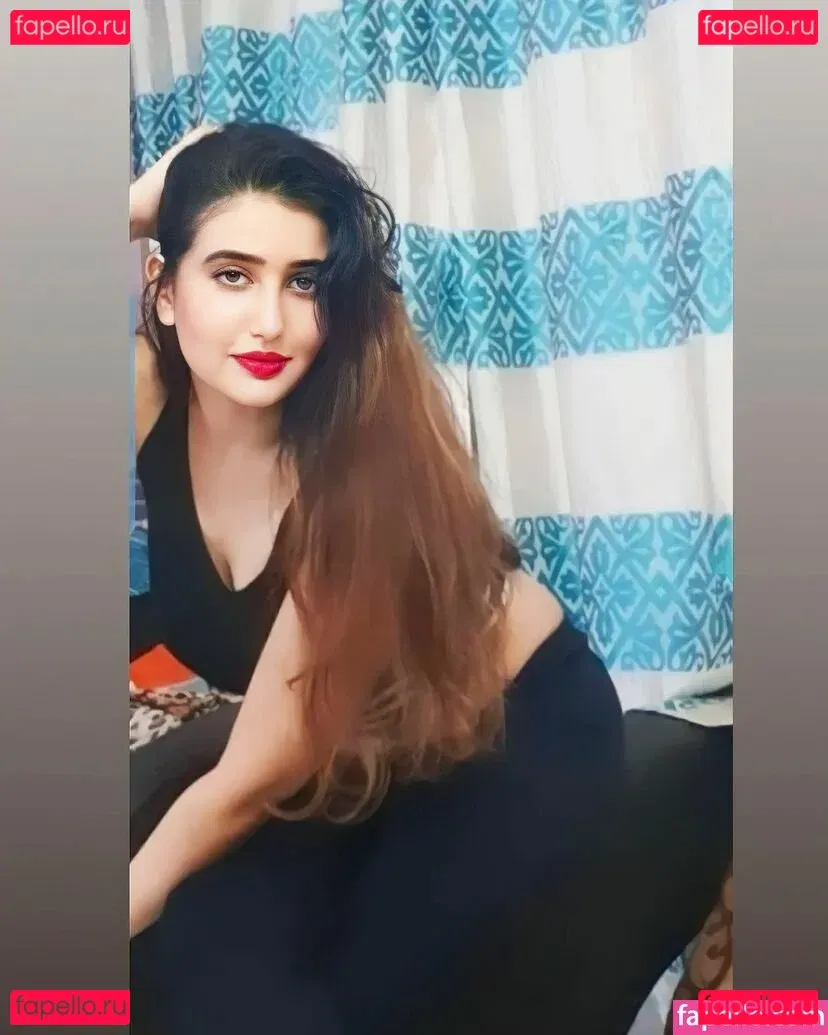 Aniza Hazel Onlyfans Photo Gallery 