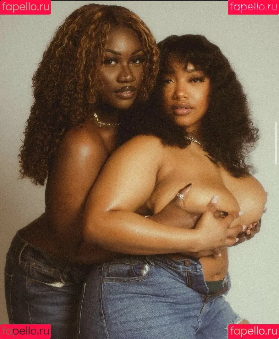 Oyastorms Onlyfans Photo Gallery 