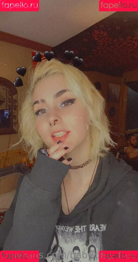 baby.pale.free Onlyfans Photo Gallery 