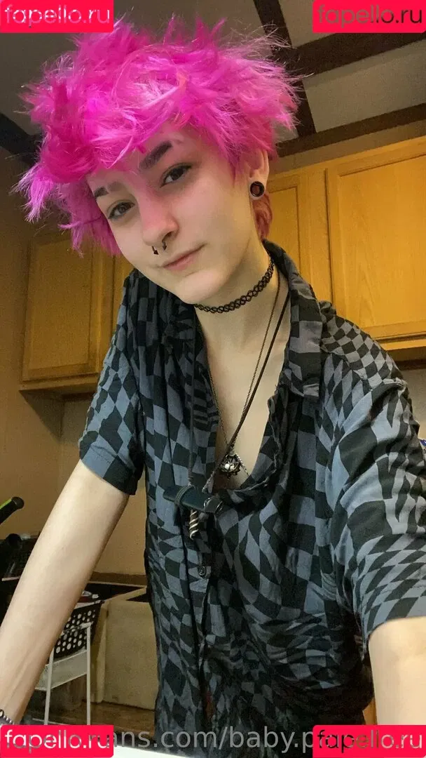 baby.pale.free Onlyfans Photo Gallery 