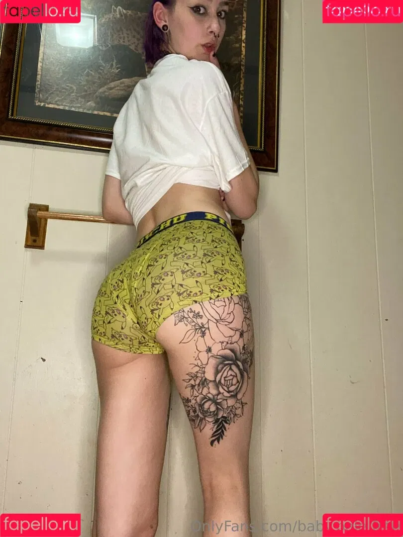 baby.pale.free Onlyfans Photo Gallery 