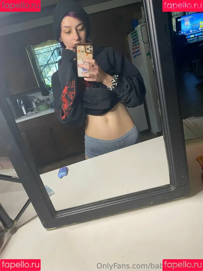 baby.pale.free Onlyfans Photo Gallery 