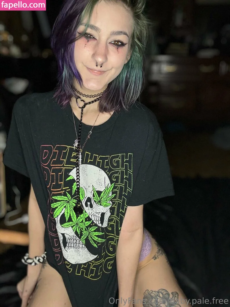 baby.pale.free Onlyfans Photo Gallery 