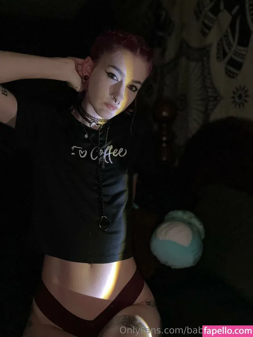 baby.pale.free Onlyfans Photo Gallery 