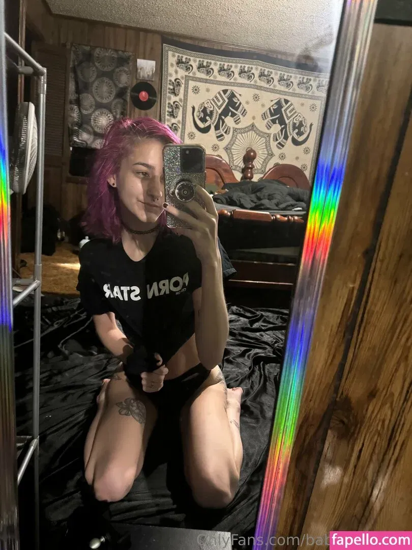 baby.pale.free Onlyfans Photo Gallery 