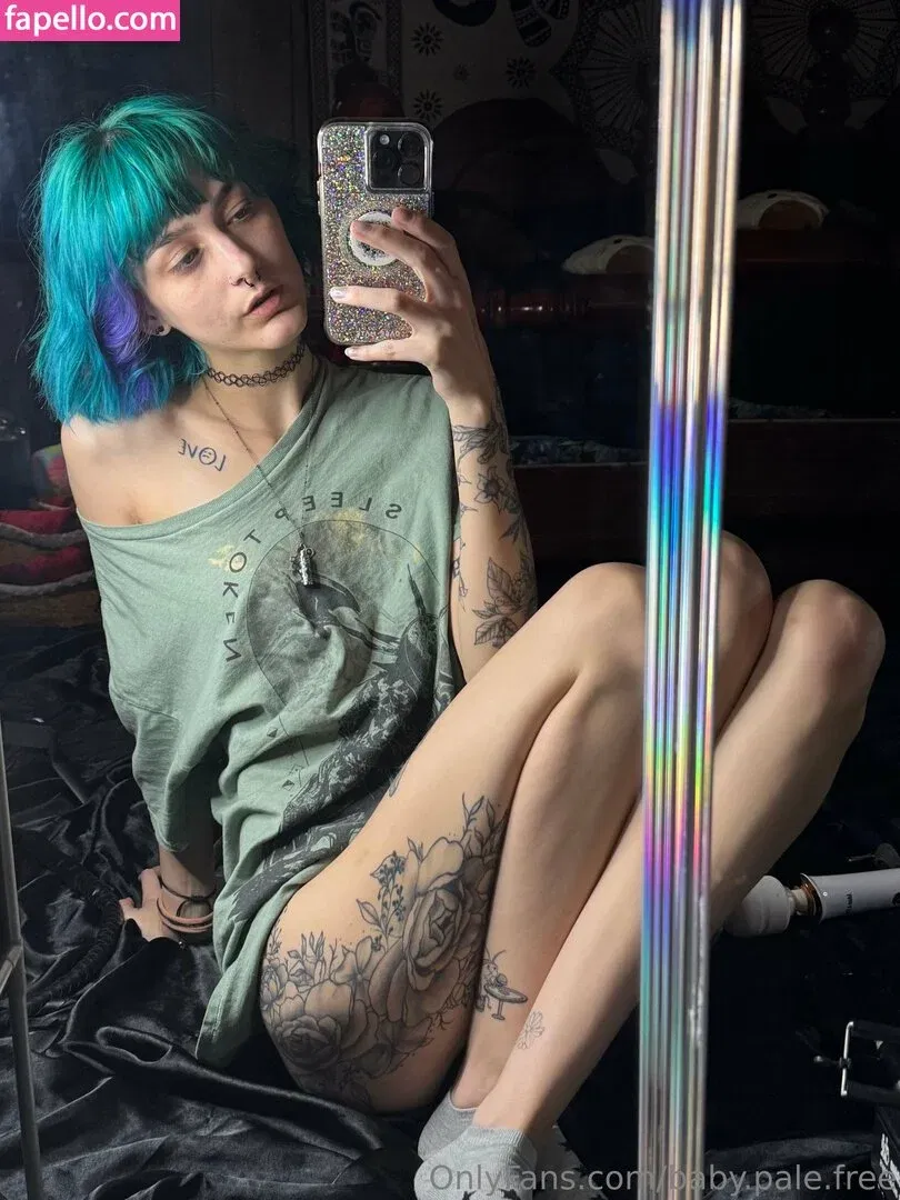 baby.pale.free Onlyfans Photo Gallery 