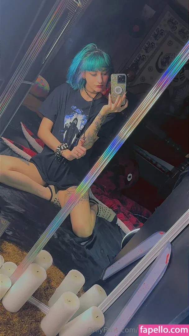 baby.pale.free Onlyfans Photo Gallery 