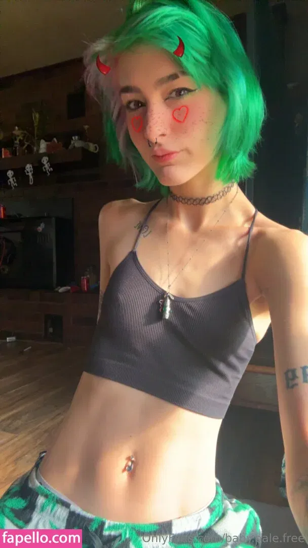 baby.pale.free Onlyfans Photo Gallery 