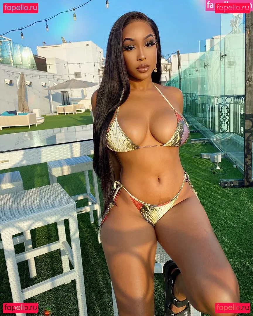 viandradunn Onlyfans Photo Gallery 