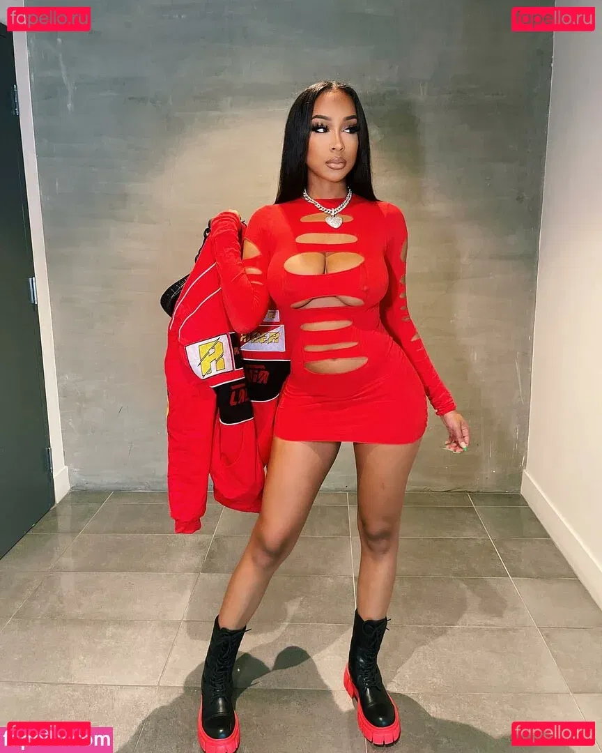 viandradunn Onlyfans Photo Gallery 