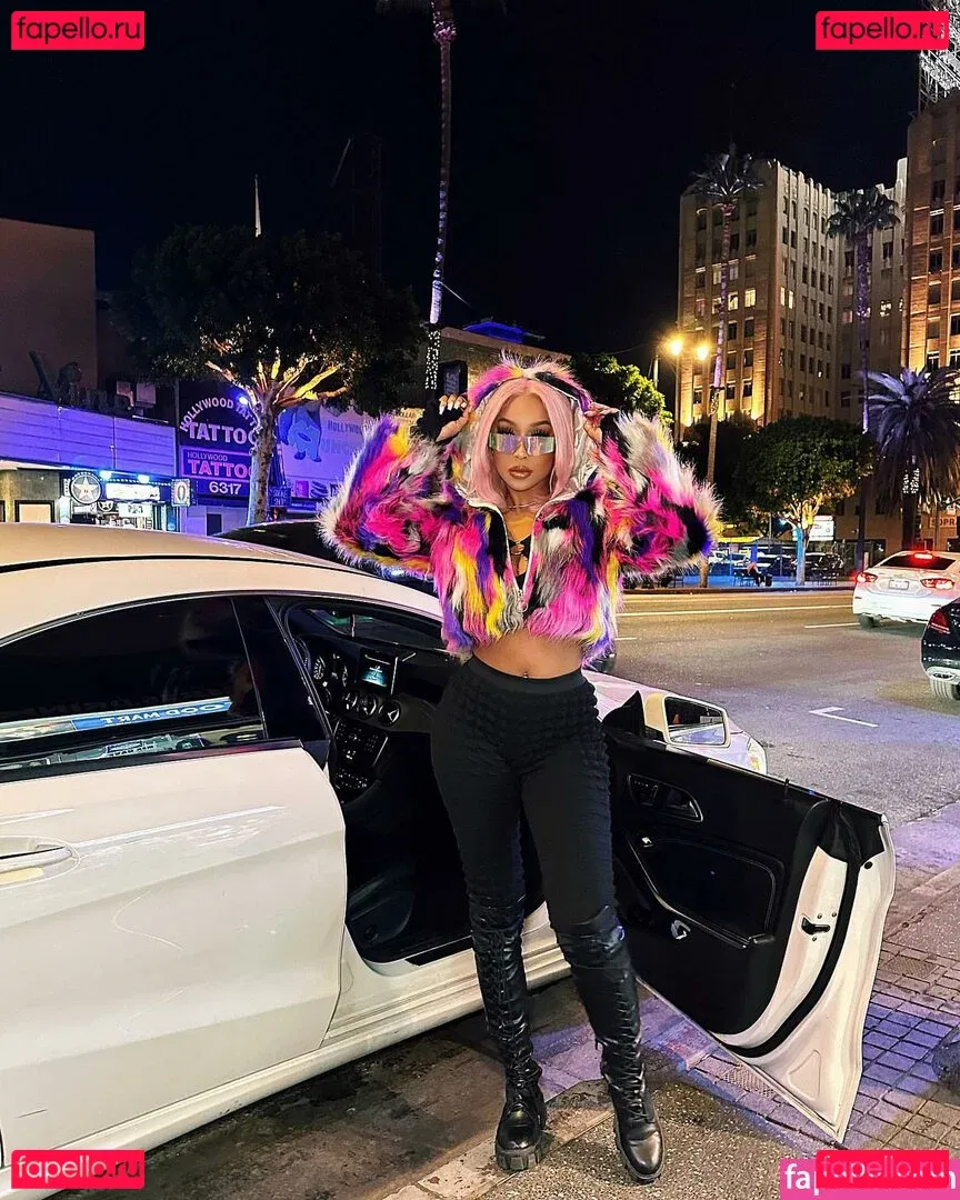 viandradunn Onlyfans Photo Gallery 